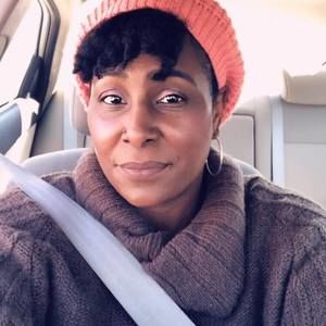 Meet your Posher, Yolanda